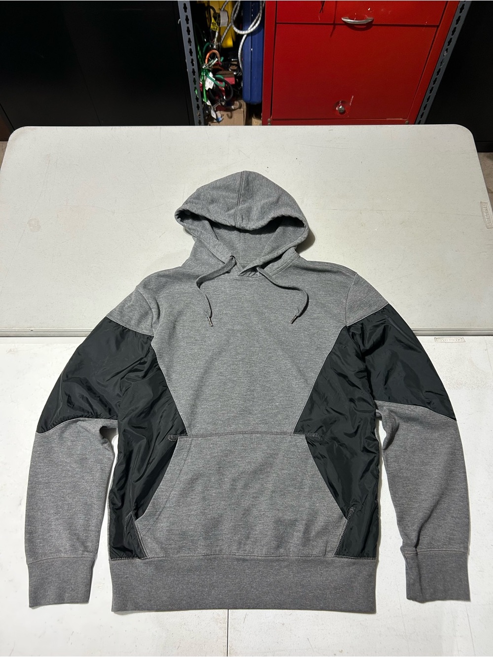 Luxe Two Tone Black & Grey Men’s Hoodie Sweatshirt Size Large